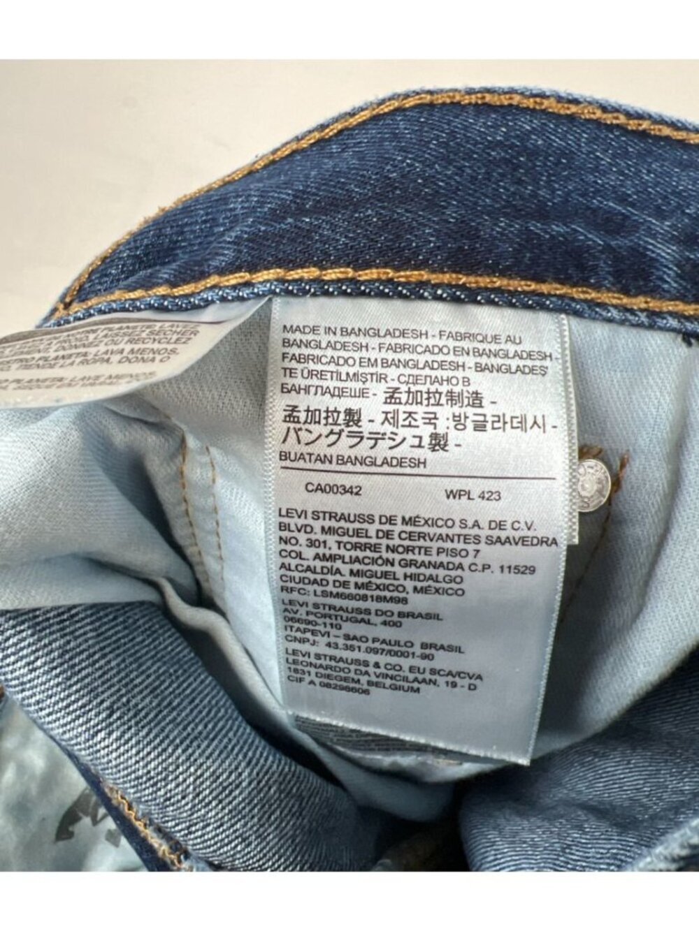 Levi's 505 Men's 29x30 Blue Denim Jeans Straight Leg Regular Fit - Picture 4 of 8